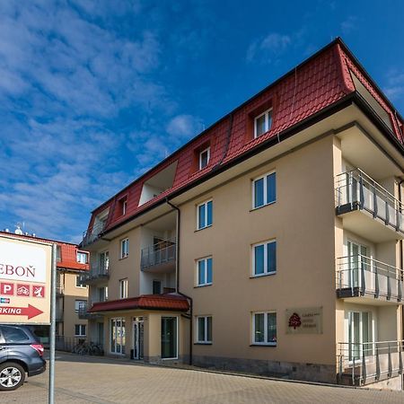 Garni Hotel Trebon Exterior photo
